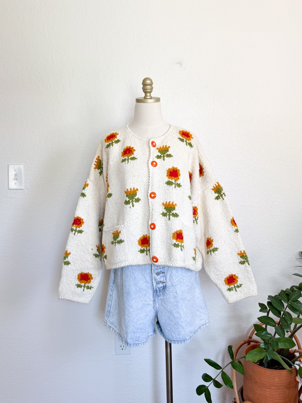 VTG AMANO hand knit cotton mini sunflower cardigan sweater